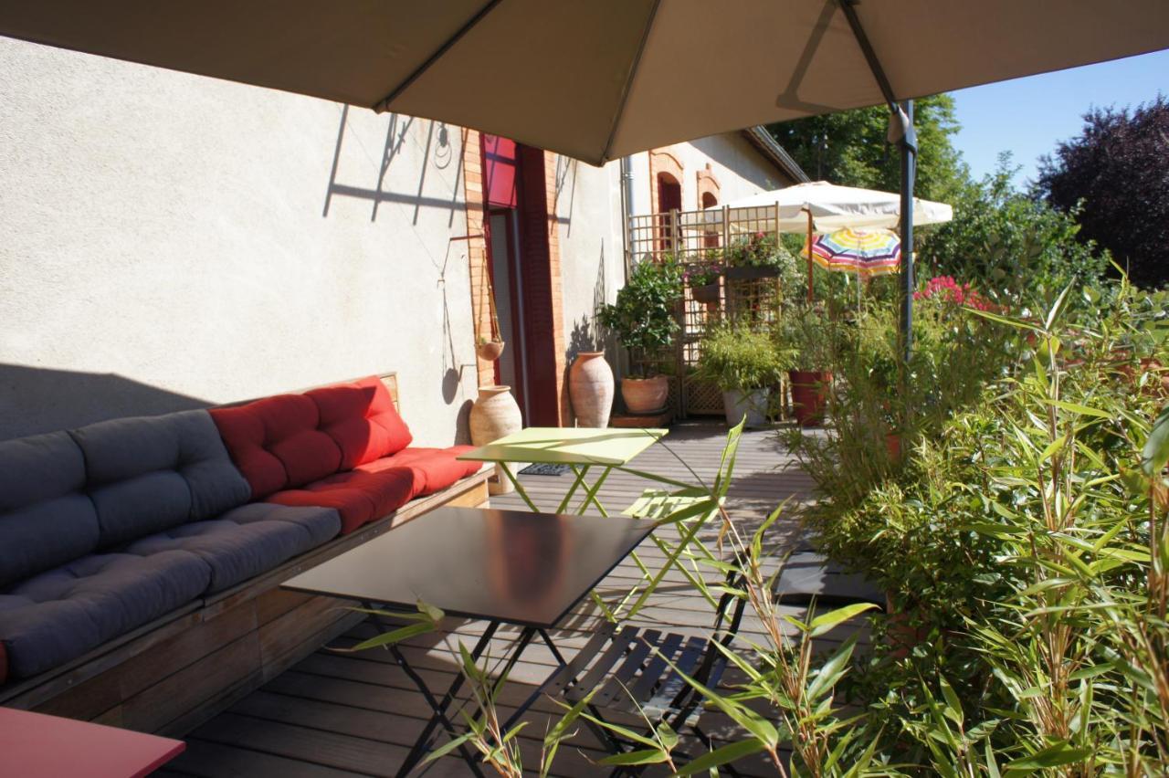 Mas Terre Chambres D'Hotes Lezoux Exterior foto